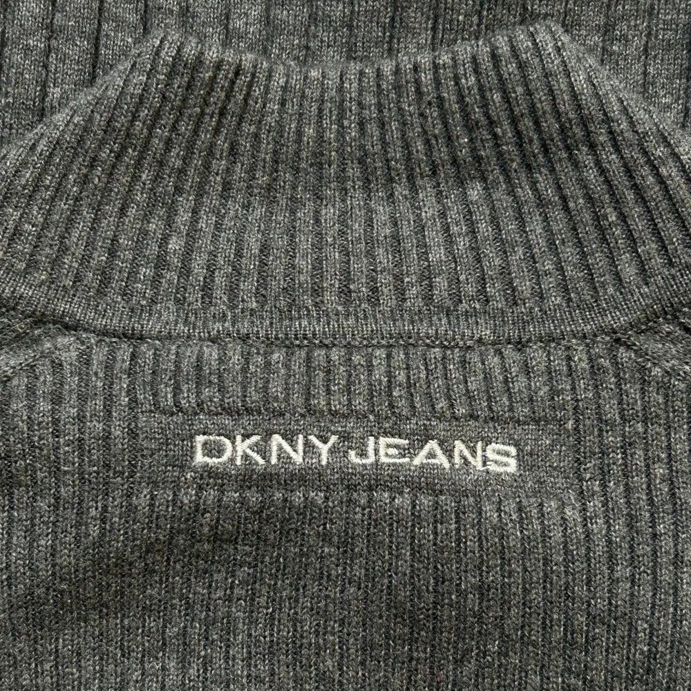 Dkny jeans quarter